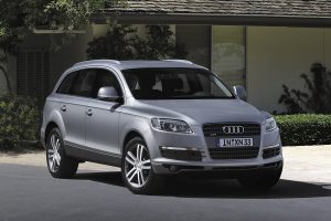 Audi Q7  7 seat 3.0d AT (272 HP) 4WD SUV