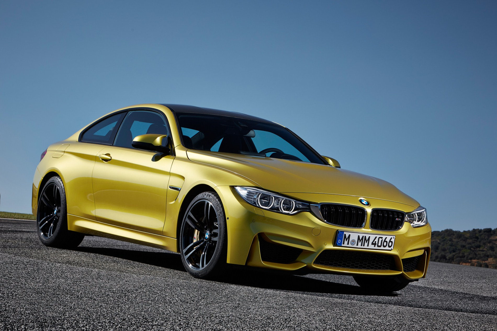 BMW M4  3.0 AT (431 HP) - dane techniczne, wymiary, spalanie i opinie