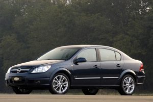 Chevrolet Astra  2.0 i 111 KM Sedan