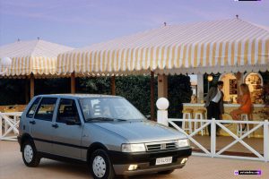 Fiat UNO  1.1 i 51 KM Hatchback