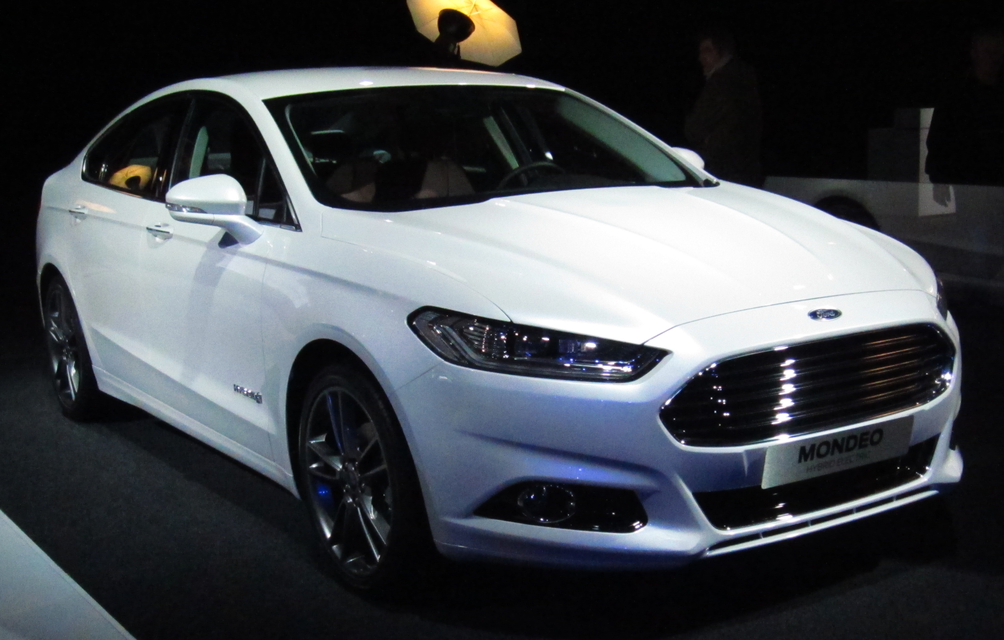 Ford Mondeo  2.0d AT (180 HP) - dane techniczne, wymiary, spalanie i opinie