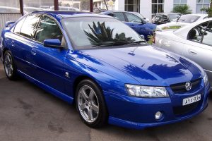 Holden Commodore  5.0 i V8 SS 224 KM Sedan