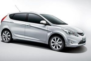 Hyundai Verna  1.5i (91Hp) Hatchback