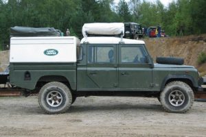 Land-Rover Defender  2.5 TDi 113 KM Pickup