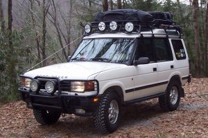 Land-Rover Discovery  3.5 i V8 3 dr 166 KM SUV