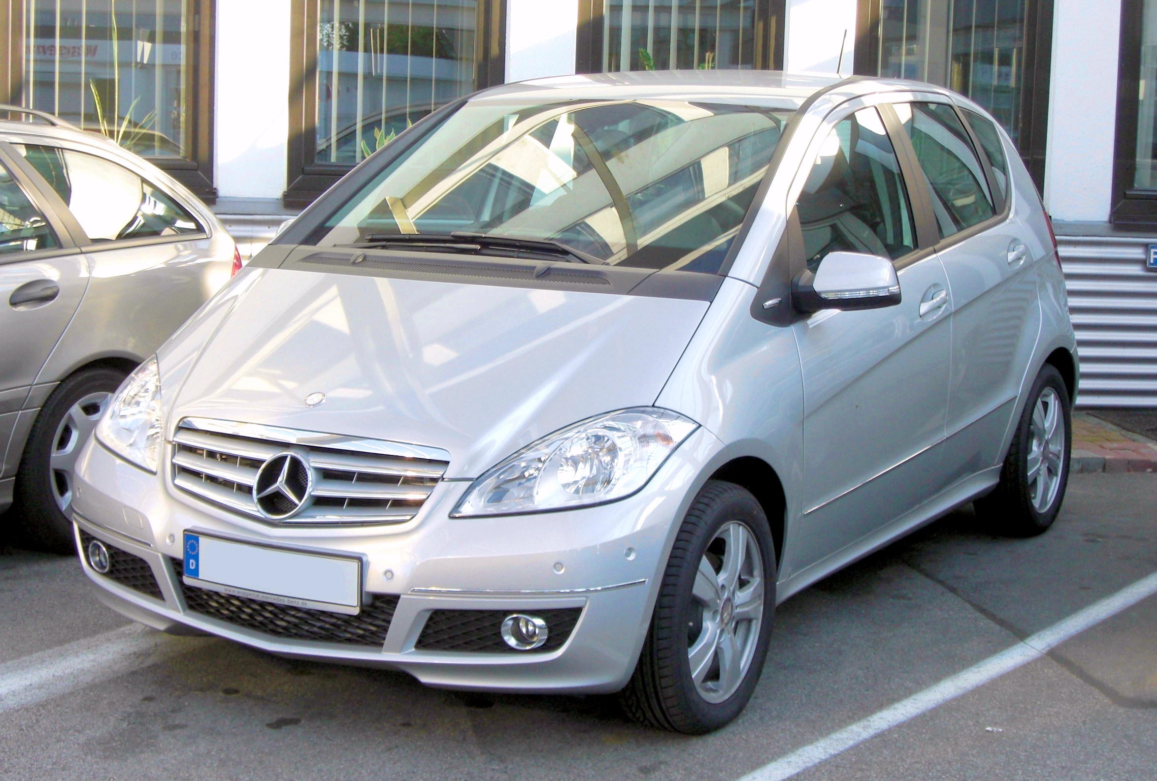 Mercedes-Benz A-klasse  A 150 95 KM Autotronic 3 dr - dane techniczne, wymiary, spalanie i opinie