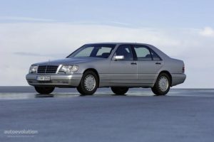 Mercedes-Benz S-klasse  300 SEL (231Hp) Sedan