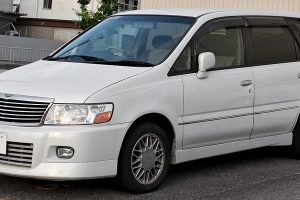 Nissan Bassara  2.5i (165Hp) 4WD Minivan