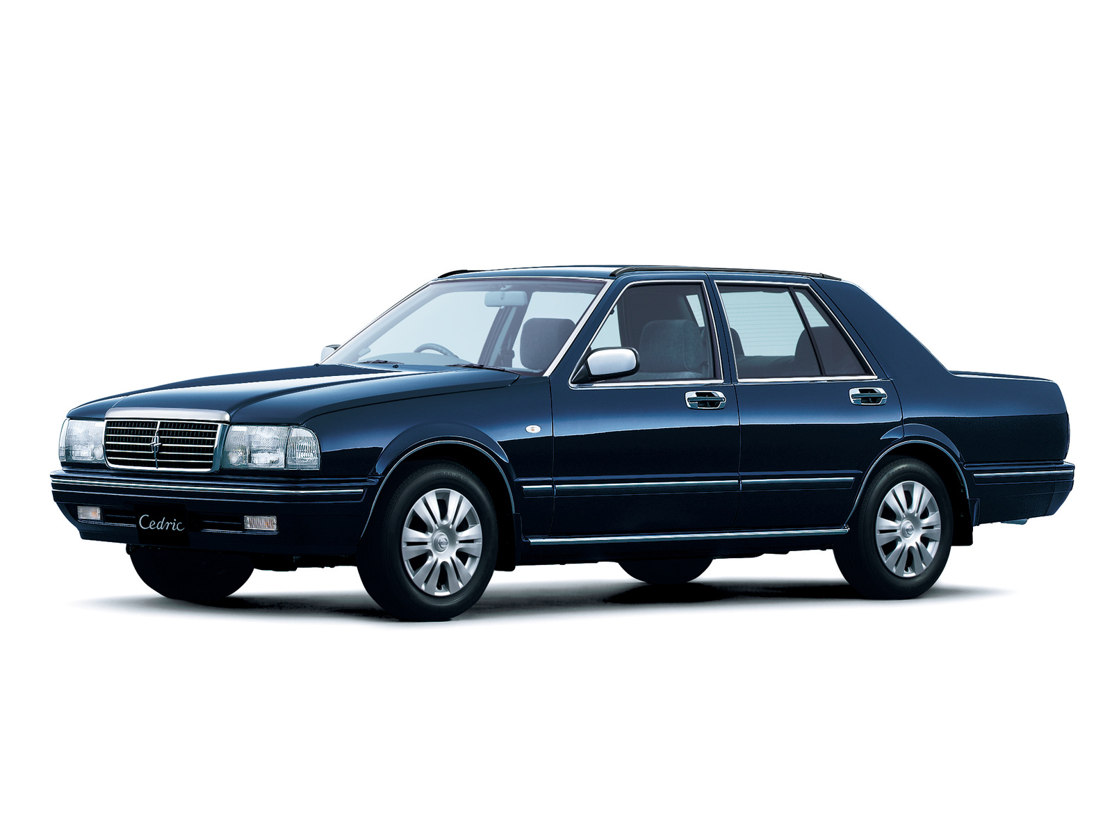 Nissan Cedric  2.0T 185KM - dane techniczne, wymiary, spalanie i opinie