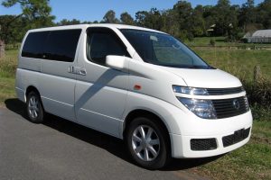 Nissan Elgrand  3.5i V6 (250Hp) 4WD Minivan