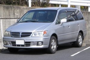 Nissan Presage  2.4 i 16V 150 KM Minivan