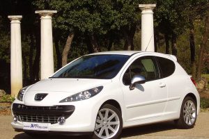 Peugeot 207  1.6 i 16V 110 KM Hatchback