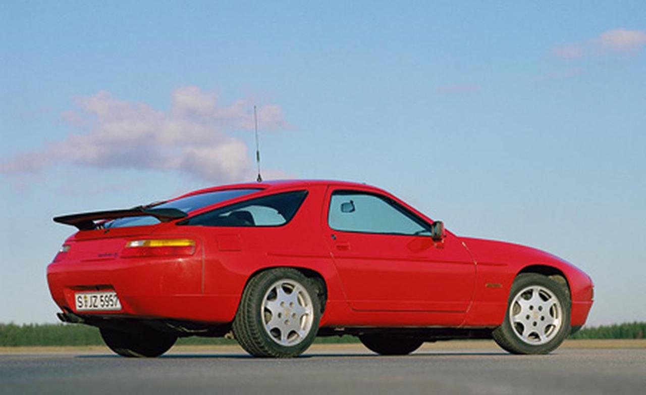 Porsche 928  4.4i V8 (241Hp) - dane techniczne, wymiary, spalanie i opinie