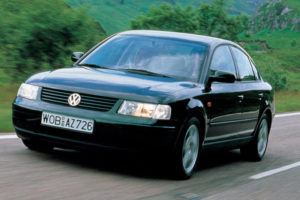 Volkswagen Passat  2.3 i VR 20V 170 KM Sedan