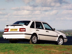 Volvo 440-K  1.8 90 KM Hatchback