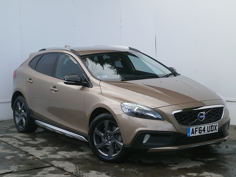 Volvo V40-Cross-Country  2.0 AT (180 HP) 4WD - dane techniczne, wymiary, spalanie i opinie