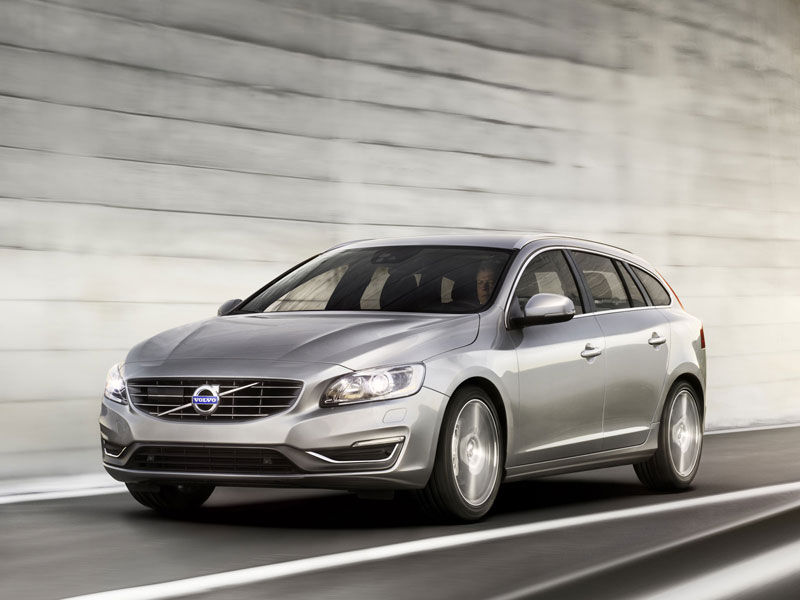 Volvo V60  2.4hyb AT (163 HP) 4WD - dane techniczne, wymiary, spalanie i opinie